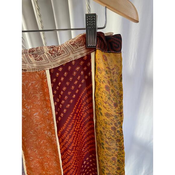 Made in Nepal Skirt Silk Boho Hippie Patchwork Colorful Size Small/Medium - Picture 13 of 13